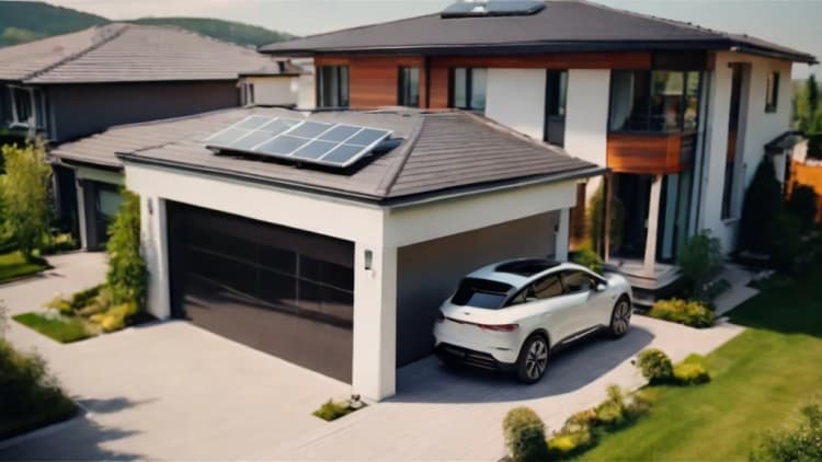 EV(電気自動車)を自宅の電源に! V2Hシステムの仕組みや導入メリットをご紹介